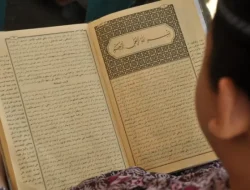 Kajian Kitab Kuning di Tangsel, KH Sobron Ingatkan Pentingnya Niat dan Pilihan Hidup