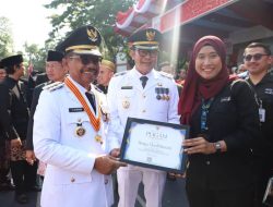 Penulis Tangerang TV Raih Penghargaan Nasional, Wali Kota Beri Apresiasi di Momen HUT RI ke-80
