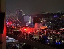 Persib Kalahkan Persija Bobotoh Padati Jembatan Pasopati Persib Juara