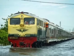 Imbas Banjir KAI Batalkan Sejumlah Perjalanan Kereta Api dari Pasar Senen dan Gambir